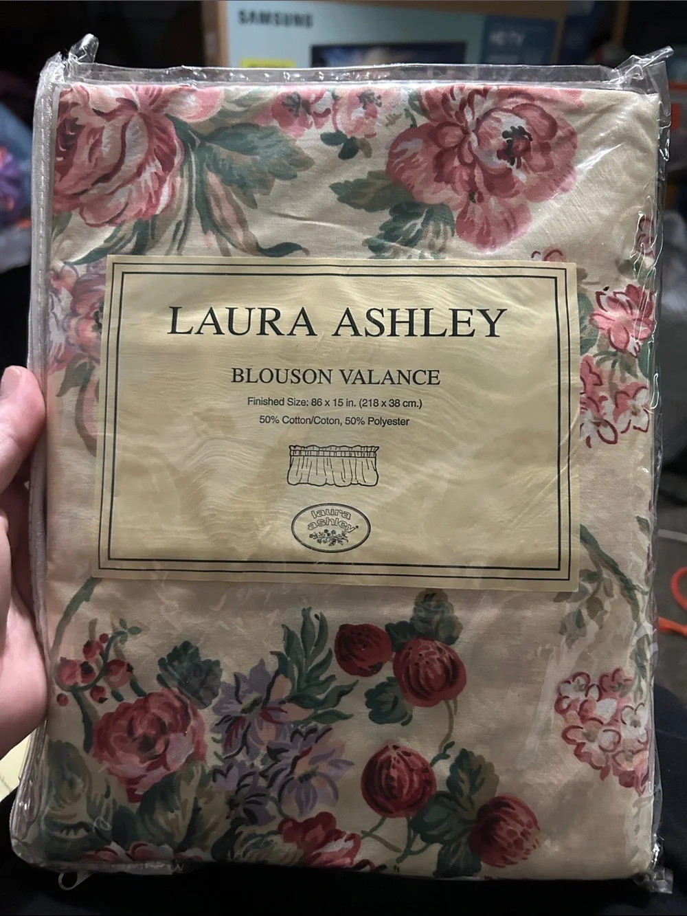 Laura Ashley laura ashley